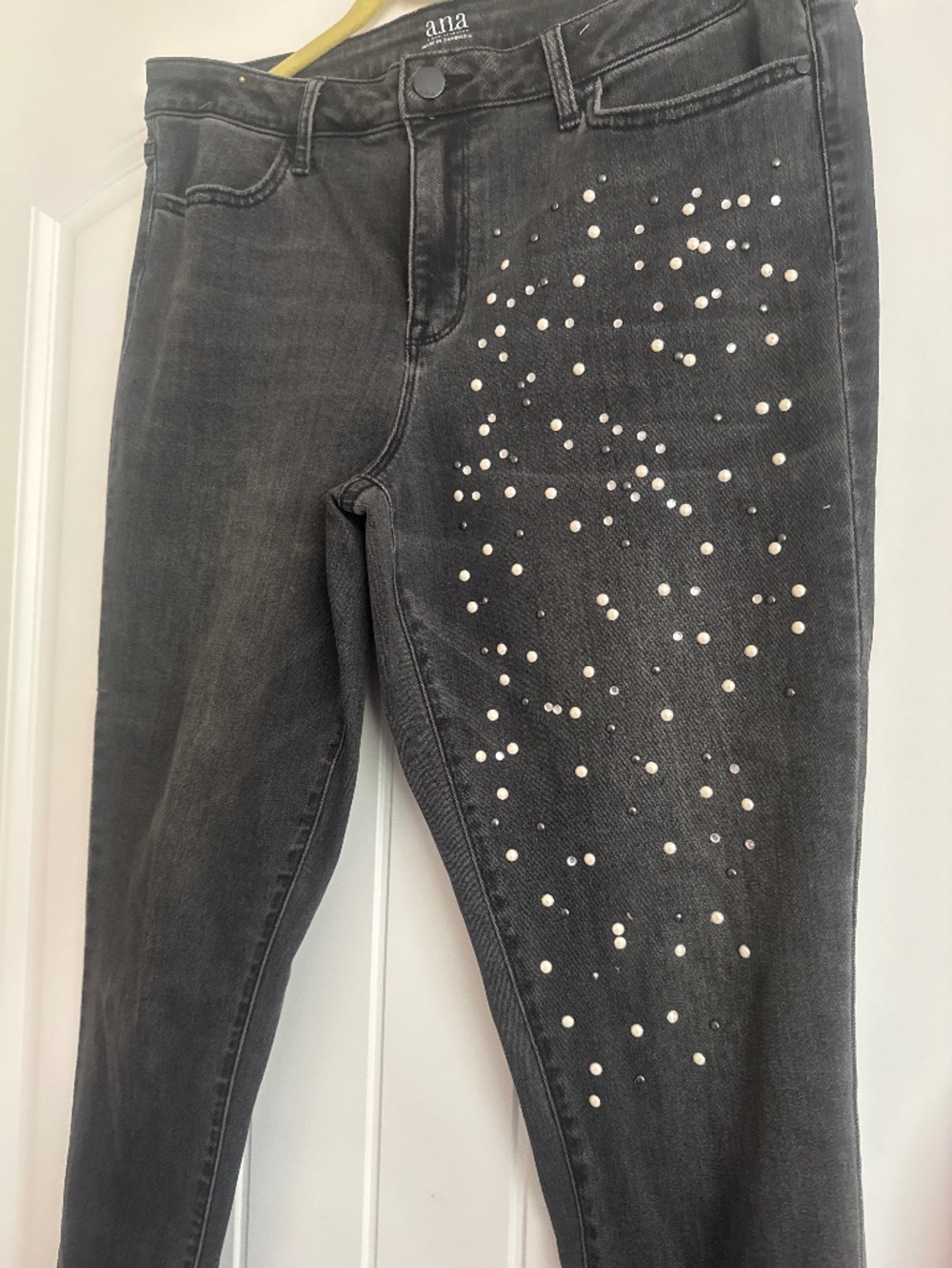 Pre-owned studded women jeans - size 14